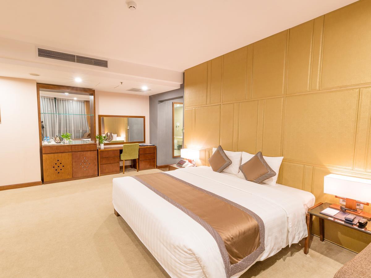 Bien Bac Hotel Mong Cai Bagian luar foto
