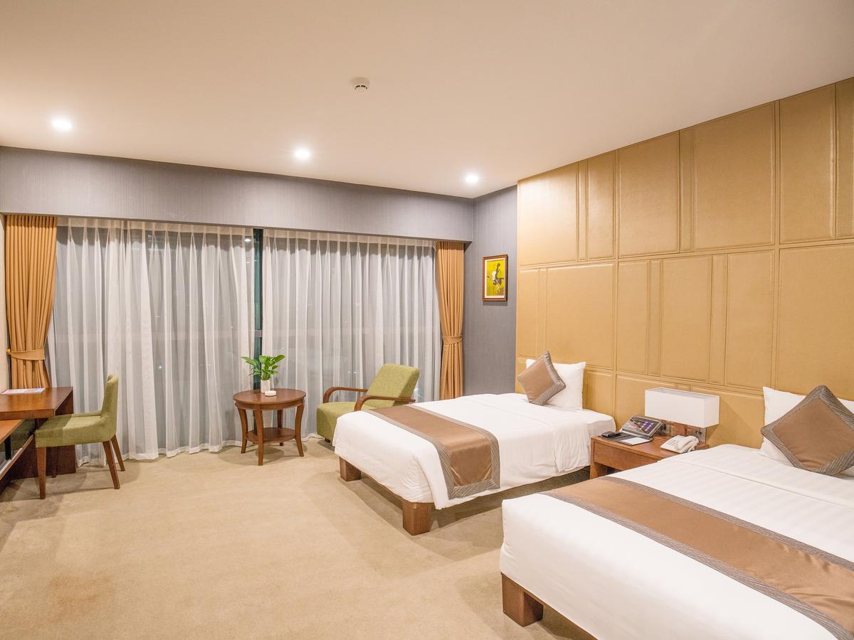 Bien Bac Hotel Mong Cai Bagian luar foto